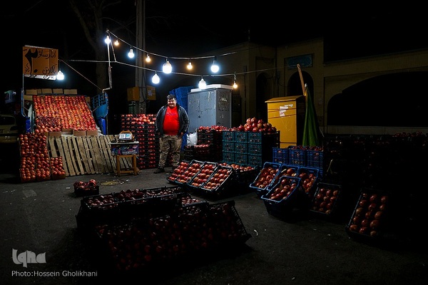 بازار شب یلدا در قزوین