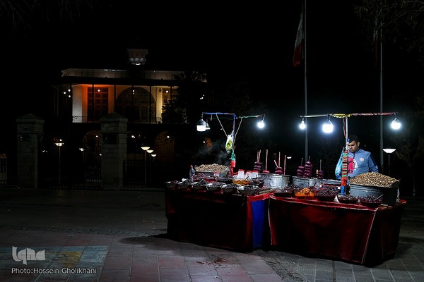 بازار شب یلدا در قزوین