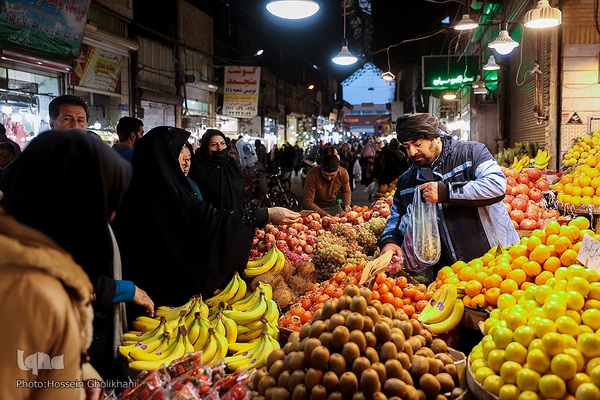 بازار شب یلدا در قزوین