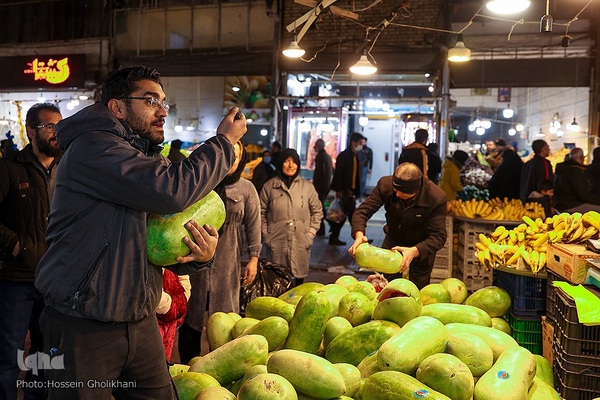 بازار شب یلدا در قزوین