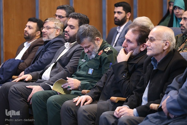 شب شعر «خاتم سلیمانی» در قزوین