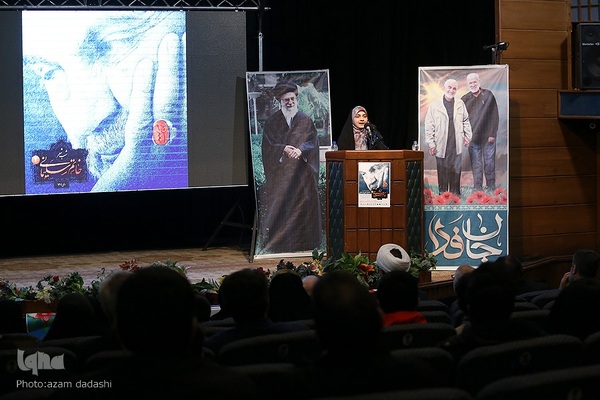 شب شعر «خاتم سلیمانی» در قزوین