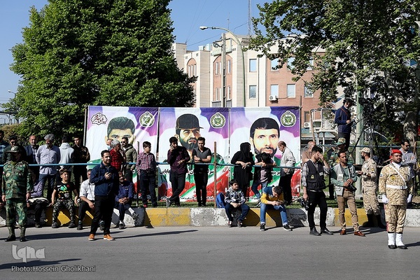 رژه روز ارتش در قزوین