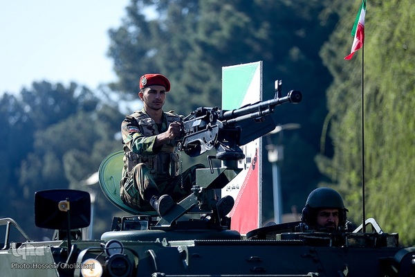 رژه روز ارتش در قزوین