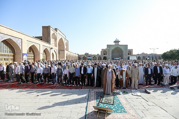 اقامه نماز عید قربان در قزوین