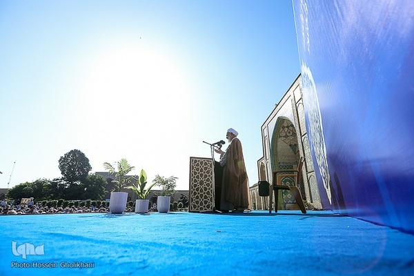 اقامه نماز عید قربان در قزوین