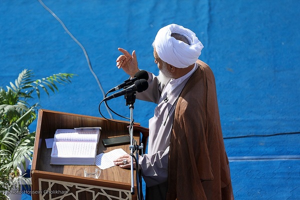 اقامه نماز عید قربان در قزوین