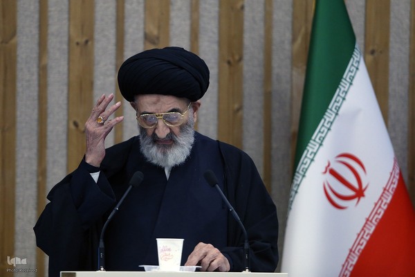 مراسم گرامیداشت استاد محمدکریم باریک‌بین، نسخه‌شناس قزوینی