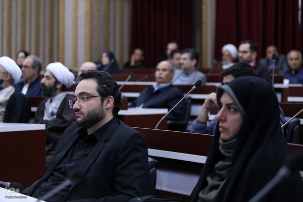 مراسم گرامیداشت استاد محمدکریم باریک‌بین، نسخه‌شناس قزوینی