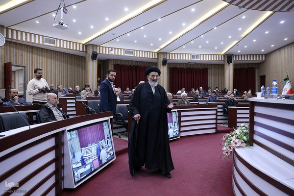 مراسم گرامیداشت استاد محمدکریم باریک‌بین، نسخه‌شناس قزوینی