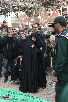 مراسم تشییع و تدفین شهید الیاس چگینی در زادگاهش