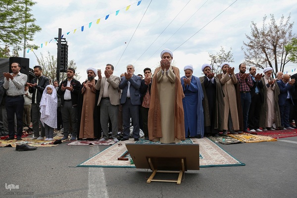 نماز عید فطر در قزوین‎