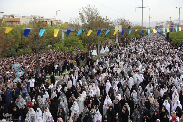 نماز عید فطر در قزوین‎