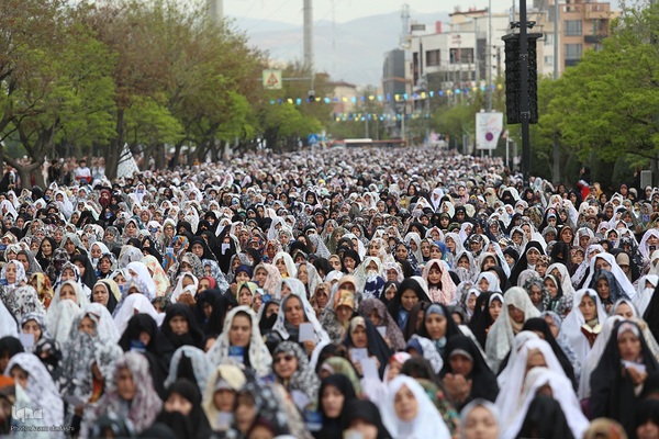 نماز عید فطر در قزوین‎