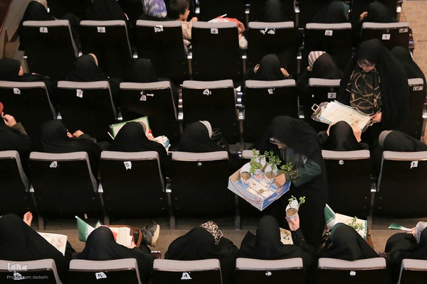 تجلیل از ۳۲۰ حافظ قرآن قزوین