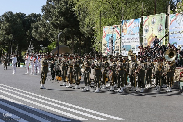 مراسم رژه روز ارتش