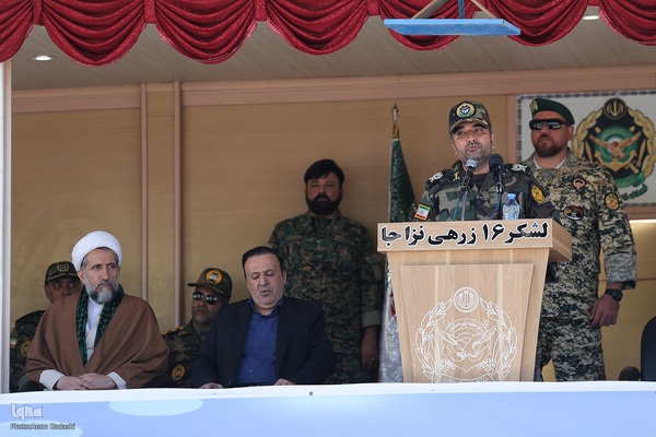 مراسم رژه روز ارتش