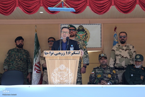 مراسم رژه روز ارتش