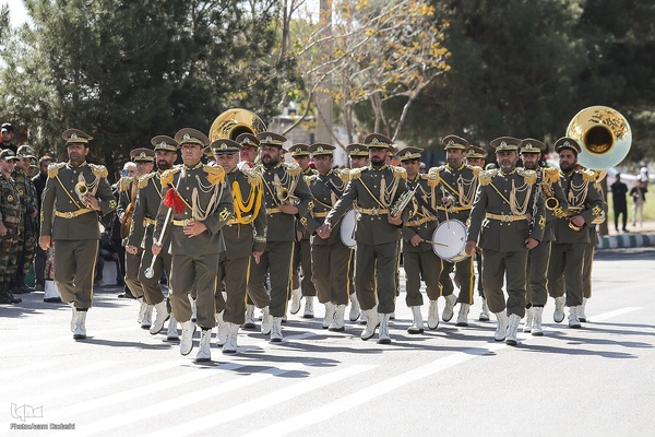 مراسم رژه روز ارتش