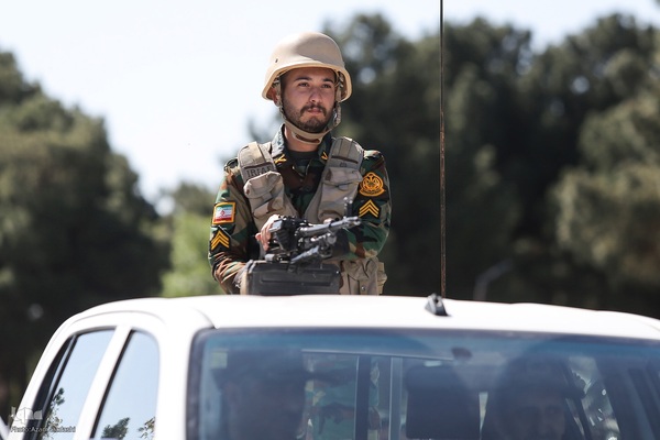 مراسم رژه روز ارتش