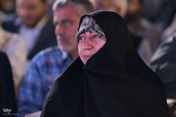 رونمایی تقریظ رهبر معظم انقلاب بر کتاب «پاسیاد پسر خاک»