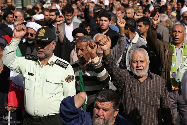 گرامیداشت ۱۳ آبان در قزوین