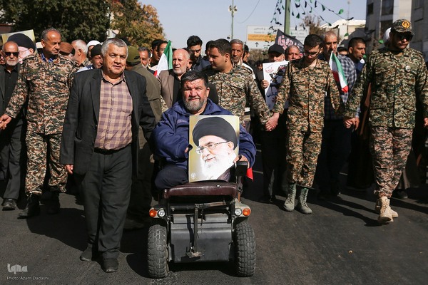 گرامیداشت ۱۳ آبان در قزوین