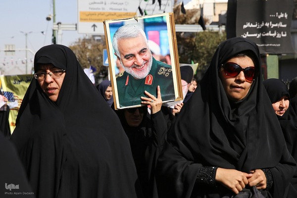 گرامیداشت ۱۳ آبان در قزوین