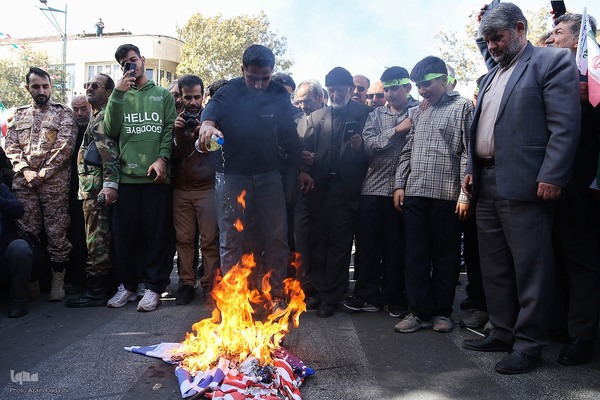 گرامیداشت ۱۳ آبان در قزوین