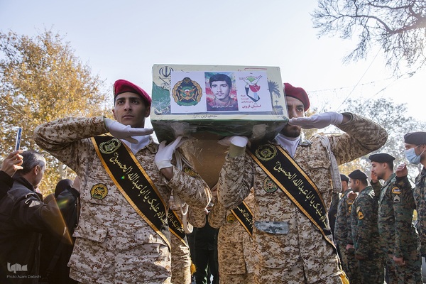 مراسم تشییع ۸ شهید گمنام در قزوین