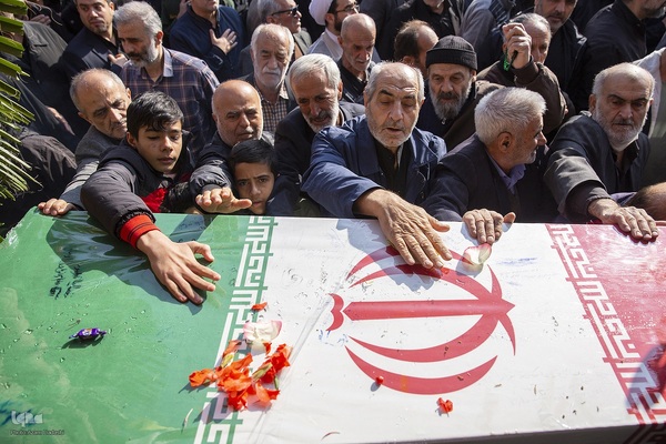 مراسم تشییع ۸ شهید گمنام در قزوین