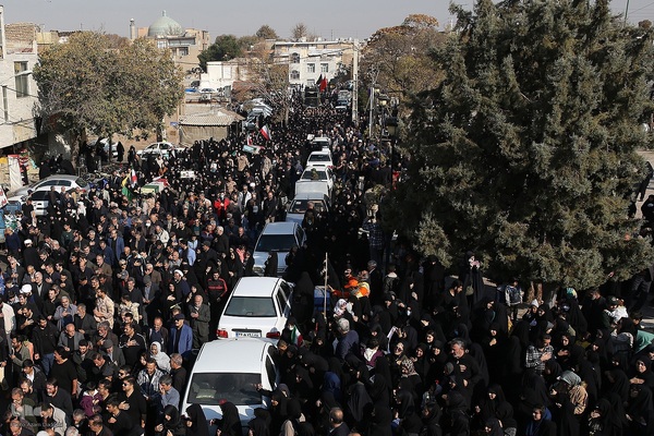 مراسم تشییع ۸ شهید گمنام در قزوین