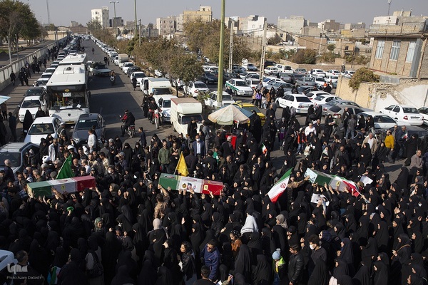 مراسم تشییع ۸ شهید گمنام در قزوین