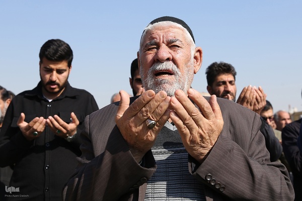 مراسم تشییع ۸ شهید گمنام در قزوین