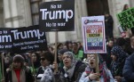 Proteste davanti ambasciata Usa a Londra contro Donald Trump