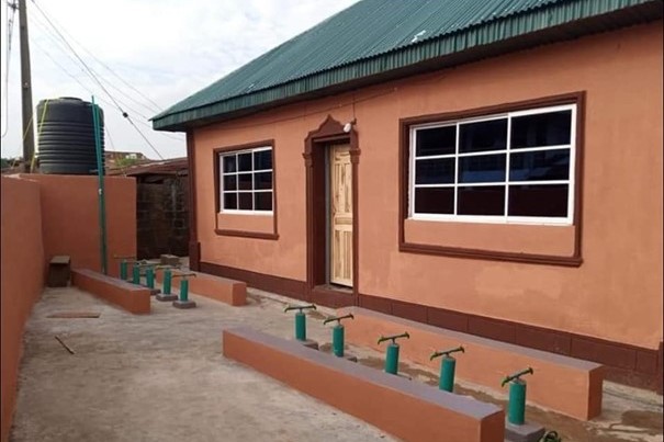 Nigeria: pastore cristiano ristruttura vecchia moschea