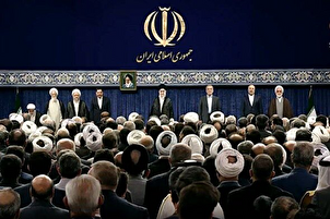 Bacaan "Ahmad Abul Qasimi" pada majlis pelantikan presiden Iran ke-14