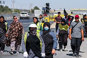 زیارتوال د امام رضا علیه السلام د شهادت د کلیزې په درشل کښې پلي مشهد مقدس ته روان دی